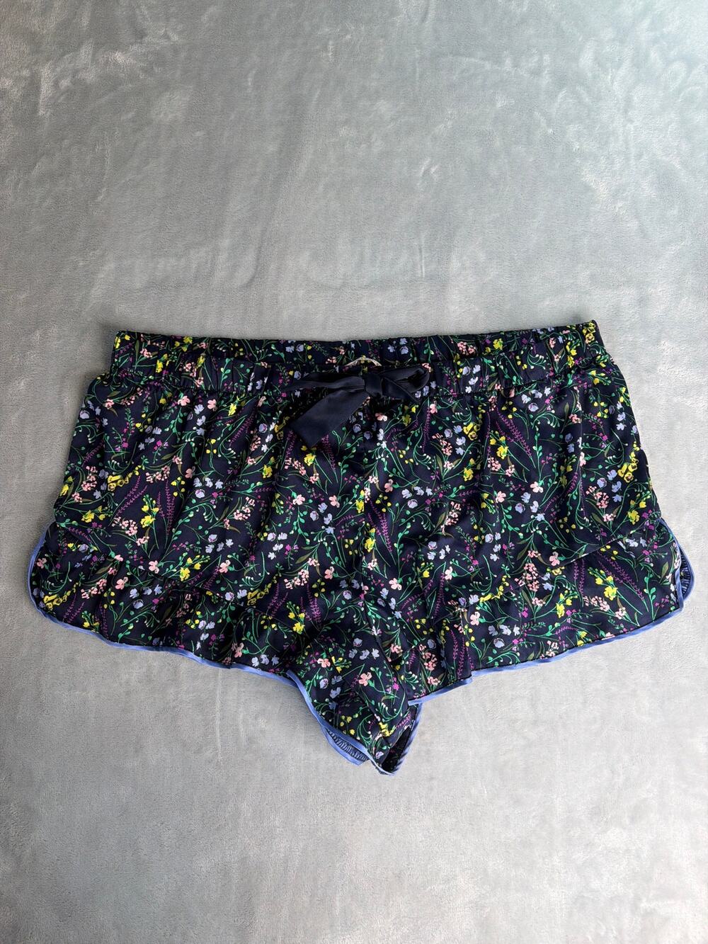 Victorias Secret Satin Sleep Shorts Womens XL Navy Wildflowers Ruffle Pajama PJ